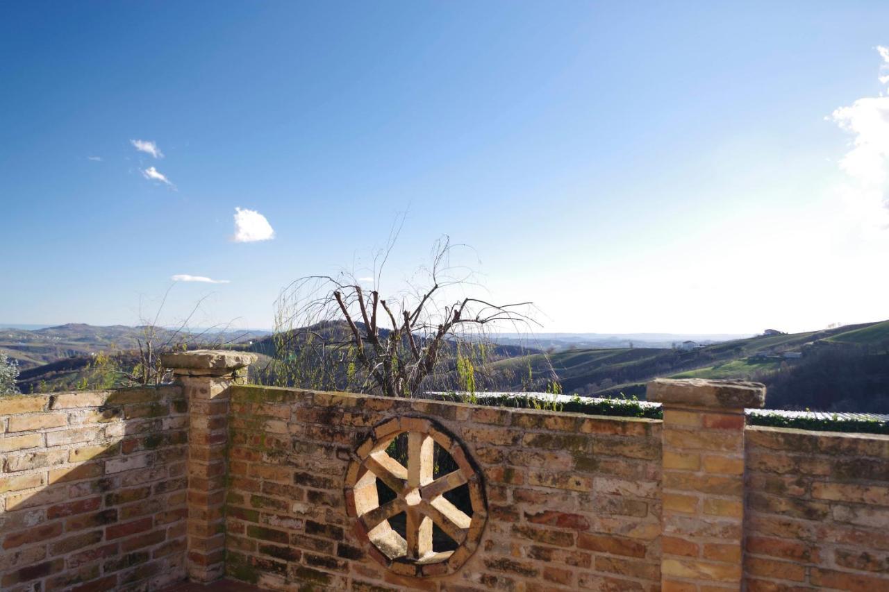 Azienda Agrituristica Colle San Giorgio Castiglione Messer Raimondo Exteriör bild